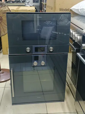 Gaggneau Series 400 Built in Oven And Microwave Set For sale 60cm Brand New
