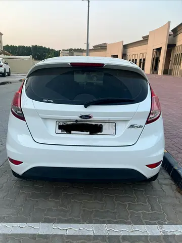 Ford Fiesta 2015 GCC with LOW KMS