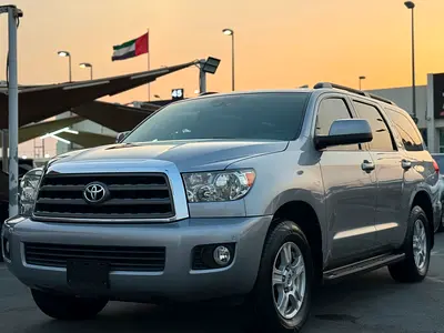Toyota Sequoia SR5 2016 | GCC Specs | Well Maintained Family SUV