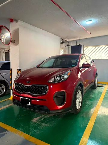 Kia Sportage LX 2019 - American Specs - Excellent Condition