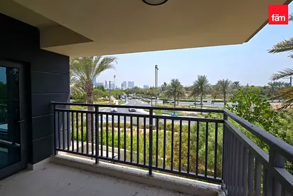 Vacant | Large Plot | Close To Amenities