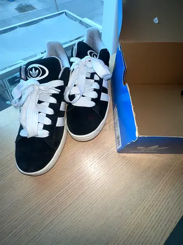 Adidas Campus 00s