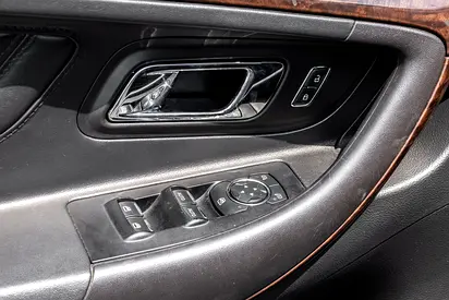 2016 FORD TAURUS 缩略图 13