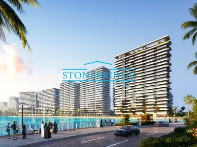 Venetian Waterfront Studio | Modern | Lagoon View