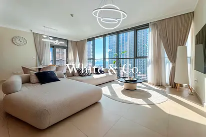 Fully Upgraded | Incredible Views| Bright