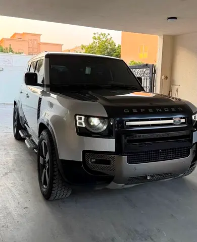 2022 Land Rover Defender 110 X-Dynamic SE P400 | GCC Specs