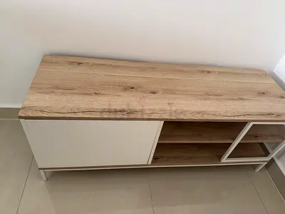 TV unit - wood finish with white door p perfect condition)