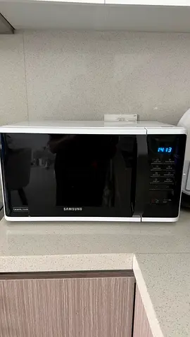 Samsung Microwave with Quick Defrost, 23L, White, Ceramic Inside