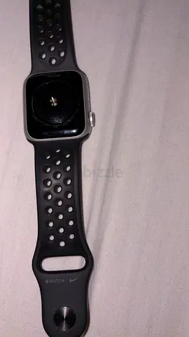 Apple Watch SE Nike edition for sale with charger