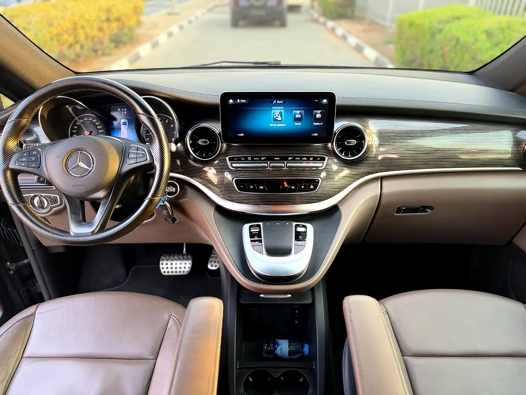 Mercedes-Benz V-Class 2023