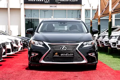 صورة 2 لـ 2017 Lexus ES-SERIES