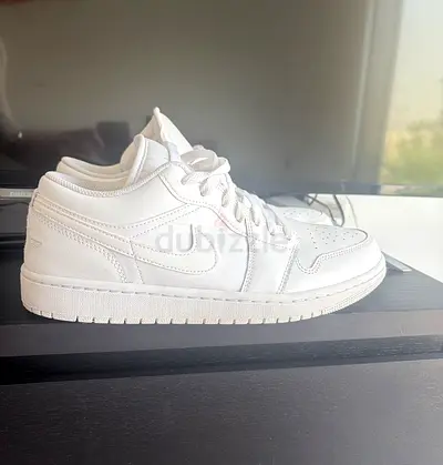 Air Jordan 1 Low US 9.5 White