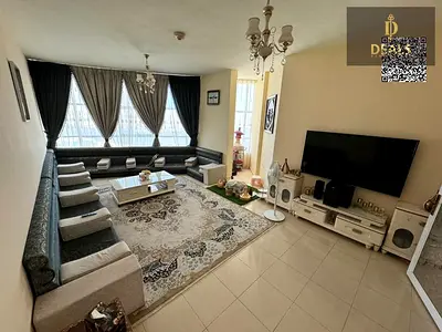 **جاهزة للسكن | شقة عصرية واسعة من غرفتي نوم وصالة مفروشة بالكامل | إطلالة بحرية خلابة | أبراج أورينت | 1,368 قدم² | الإيجار السنوي: 50,000 درهم**