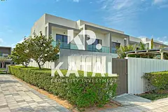 Single Row-End| Spacious 3BR TH| Ready to Move