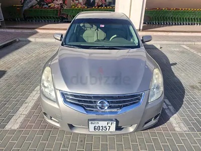 Low kms GCC Nissan Altima S 2012 in very good condition