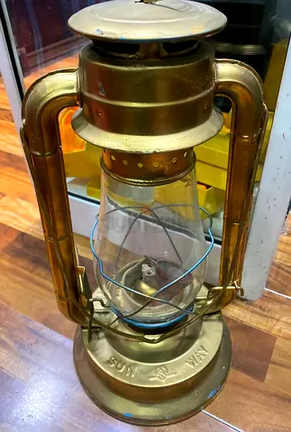 Vintage Brass Oil Lantern / Kerosene Lamp - Decorative Collectible