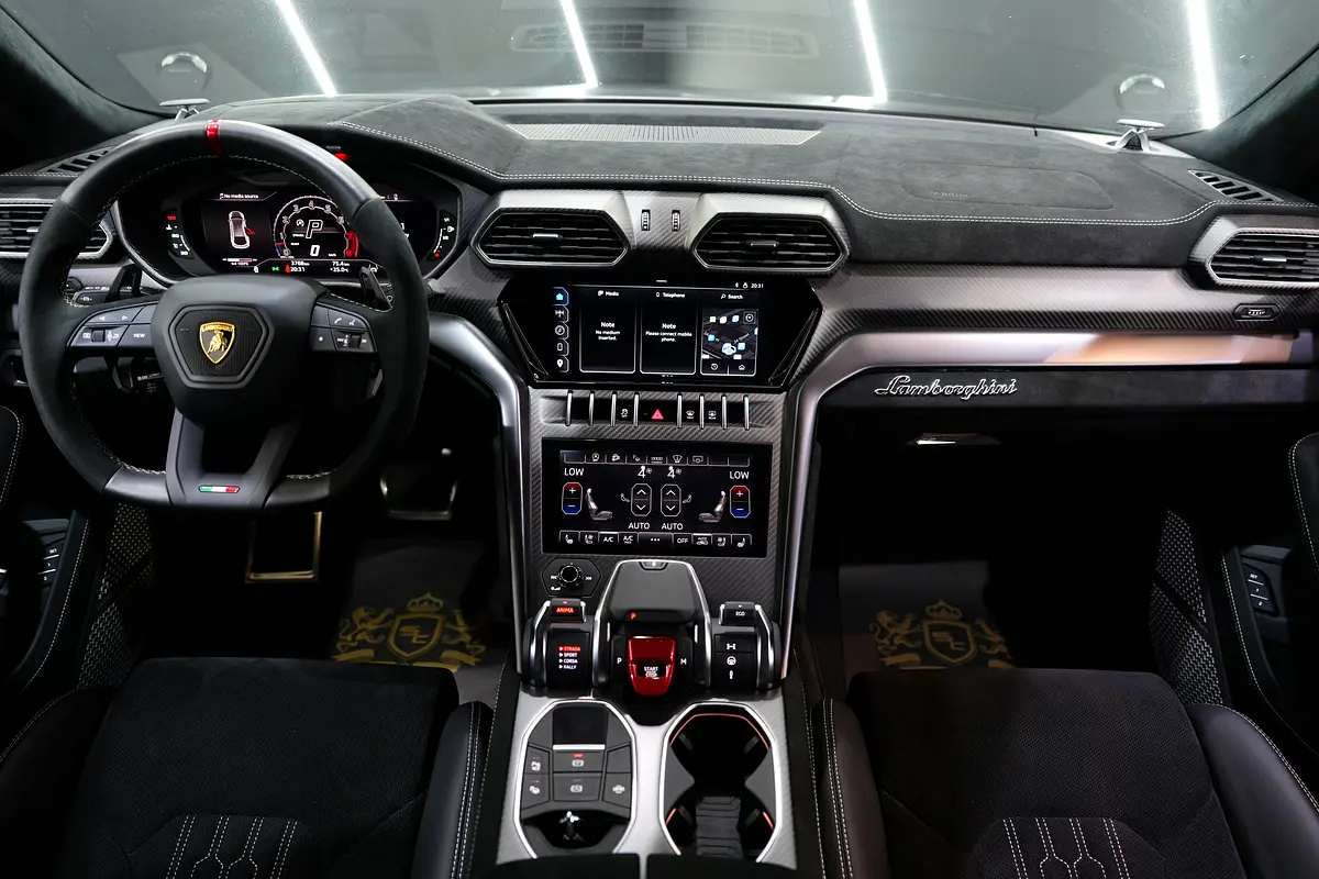 Lamborghini Urus 2024
