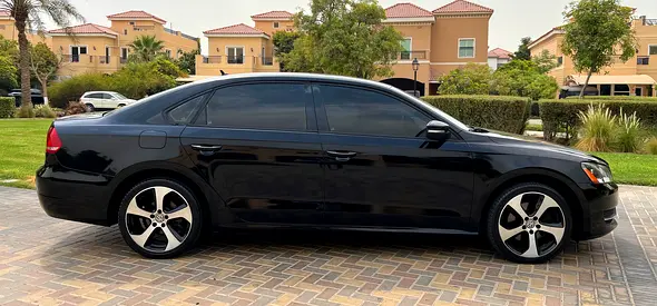 صورة 2 لـ 2013 Volkswagen PASSAT