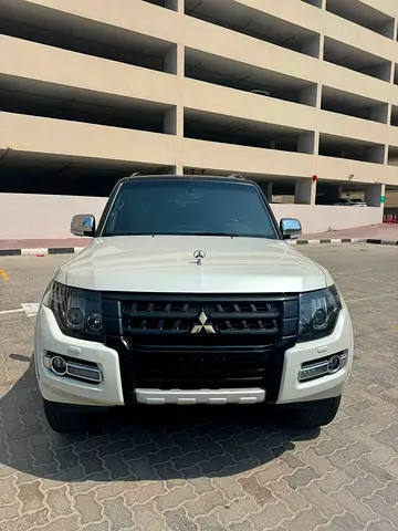 Mitsubishi Pajero GCC Without Bank Pay 19k remaining easy emi | Well Maintained