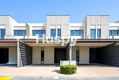 Easy to View | Vacant | Close to Amenities