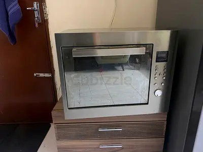 Electric Oven / Built-In Oven for Sale – Excellent Condition