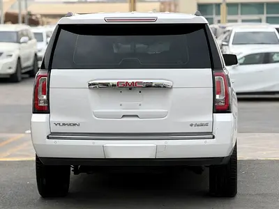 2015 GMC YUKON — фото 7