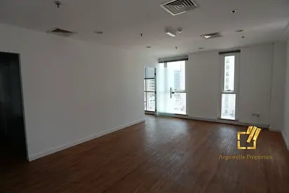 SPACIOUS OFFICE FOR RENT | READY TO MOVE | 4 CHEQUES