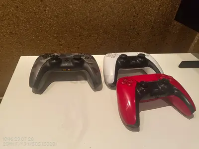 Dual sense