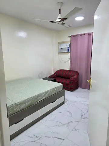 Room for rent in Abu shagara near Lulu exchange only for Indian working  lady.shared washroom.