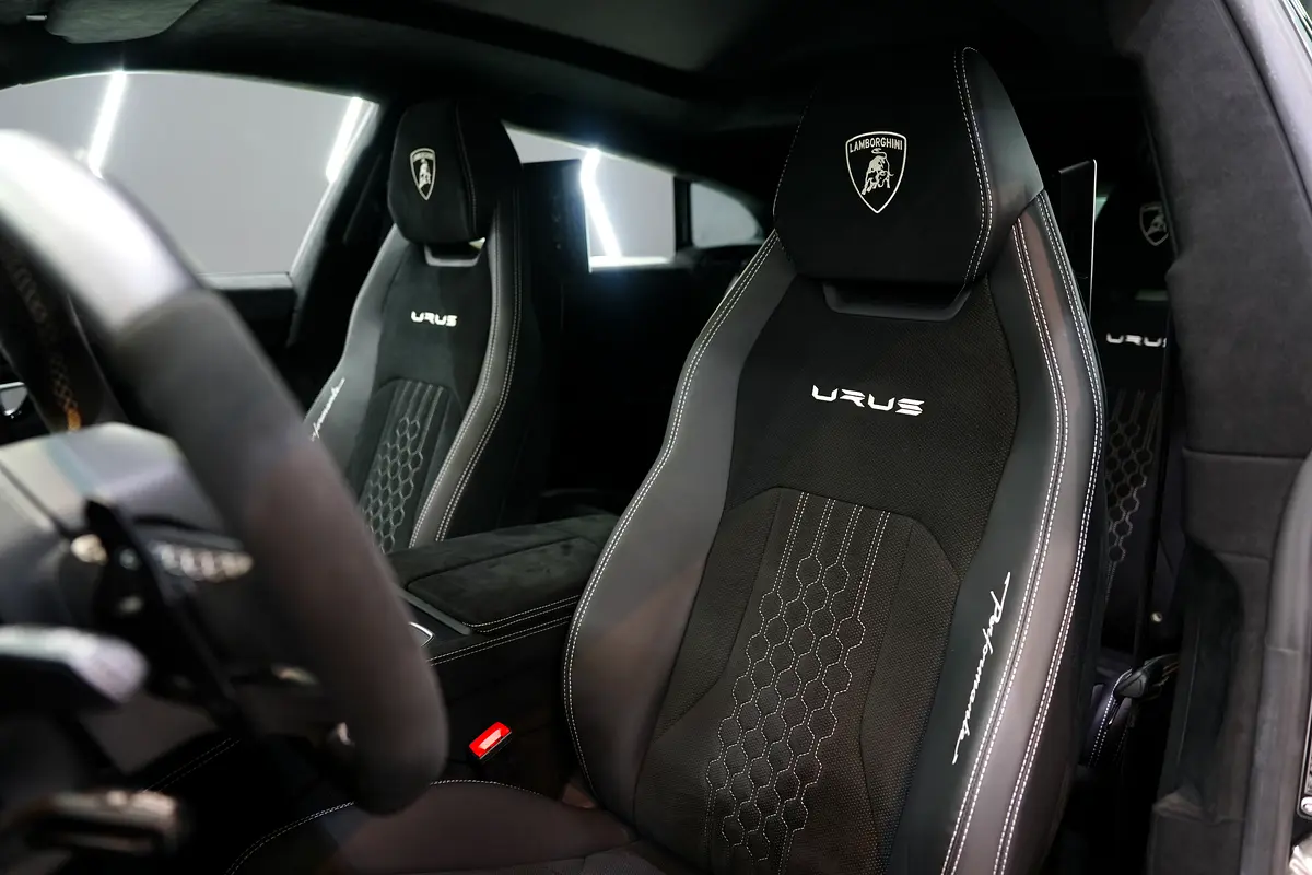 Lamborghini Urus 2024