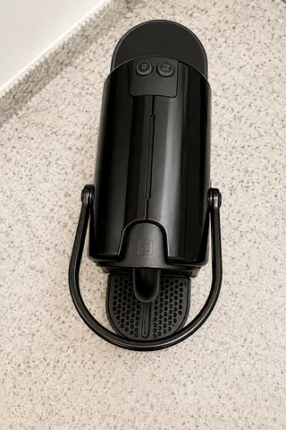 Nespresso coffee maker Inissia black