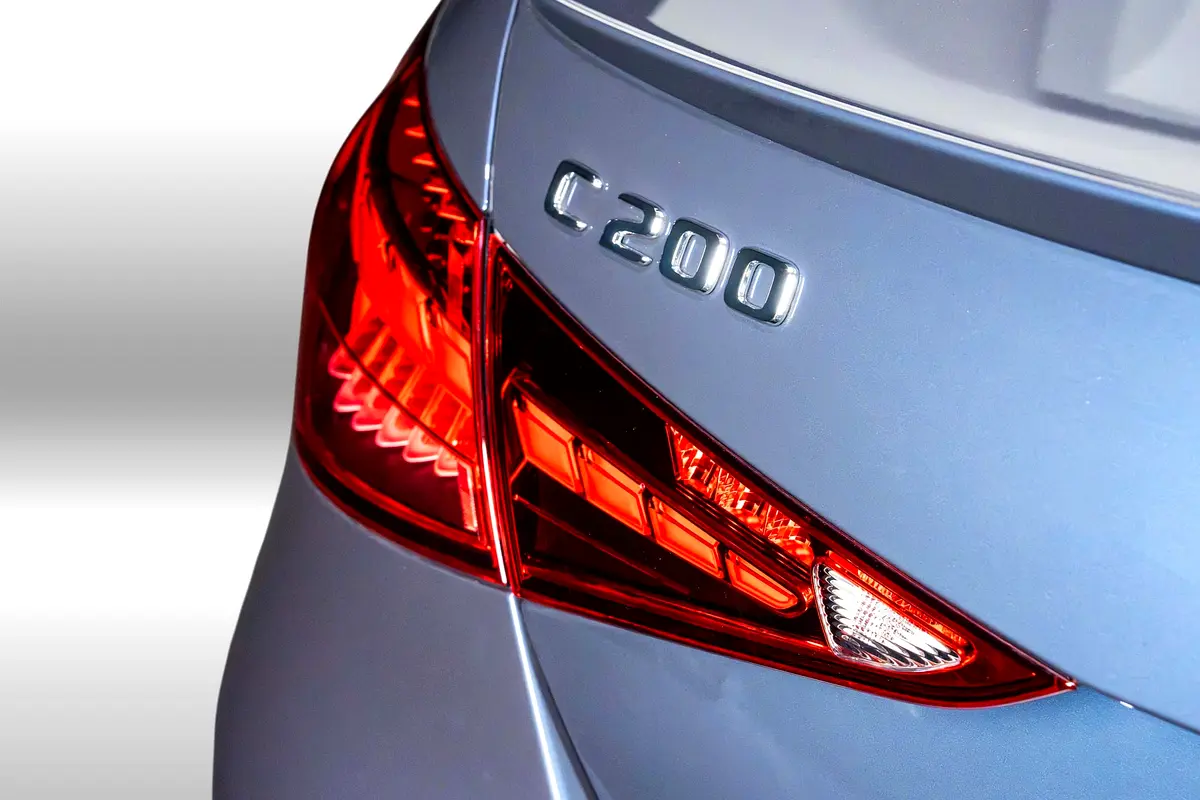 Mercedes-Benz C-Class 2026