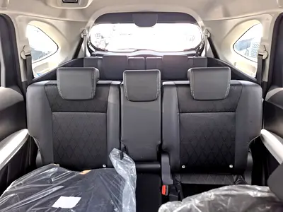 صورة 17 لـ 2025 Toyota VELOZ