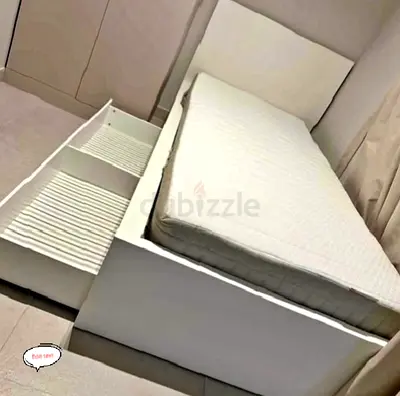 Ikea Malm single bed frame with 2 storage drawers underneath with IKEA mattress 90×200cm is availabl