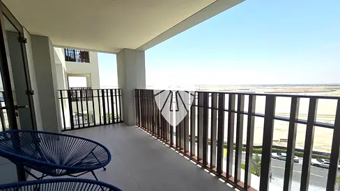 Waterfront Community | Fully Furnished | Cosy