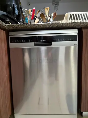 Siemens stainless steel built-in dishwasher - good working condition