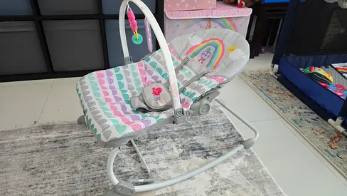 Baby rocker/bouncer seat with toy bar - gently used