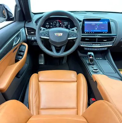 صورة 8 لـ 2024 Cadillac CT5