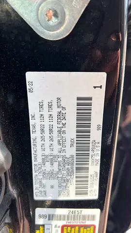 2023 Toyota TUNDRA thumbnail 18