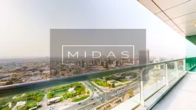Spacious I Balcony I Near Metro I SZR / Sea View