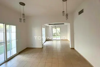 2E | Vacant Soon | Large Plot | Semi-furnished