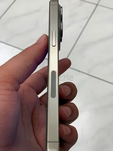 iPhone 15pro max silver Good Condition, Camera Bump Visible only 0.5 camera minor dot
