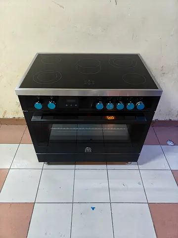 La Germani freestanding electric ceramic hob with oven - good working condition