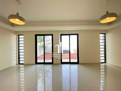 Premium 5BR | Bright Interiors | Prime Family Home