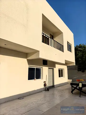 � فرصة استثمارية مميزة | فيلا G+1 زاوية للبيع في النعيمية – عجمان