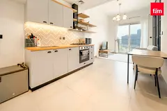 Chiller Free | Best Ammenities | Next To Park — 2