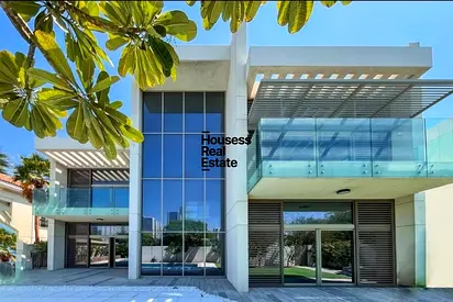 Phase 1 | Internal with large plot | Vacant