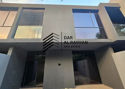 Spacious 4-Bedroom Middle Townhouse | Freehold | Family-Oriented Living | Sequoia, Masaar