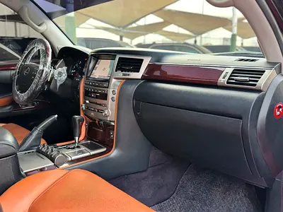 صورة 16 لـ 2014 Lexus LX-SERIES