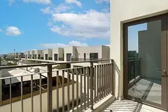 4BR Villa | Expo Golf Villas 3 | Courtyard View